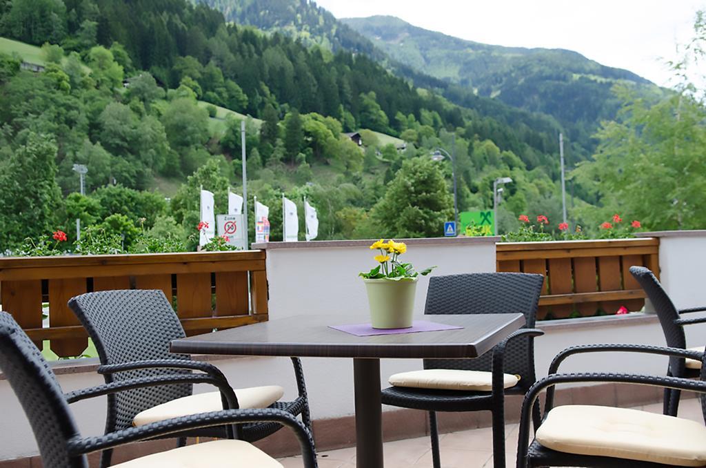 Garni Gruenau Hotell San Martino In Passiria  Exteriör bild